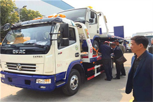 平远汽车道路救援拖车价格